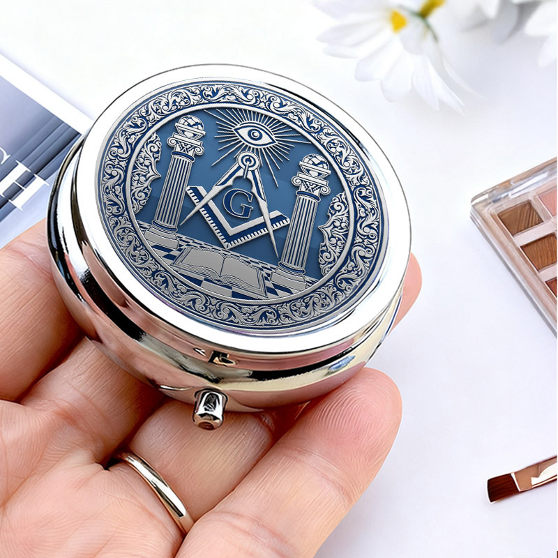 Travel Accessories Gifts For Men - Moso Free Association vierkante metalen pillendoosje,