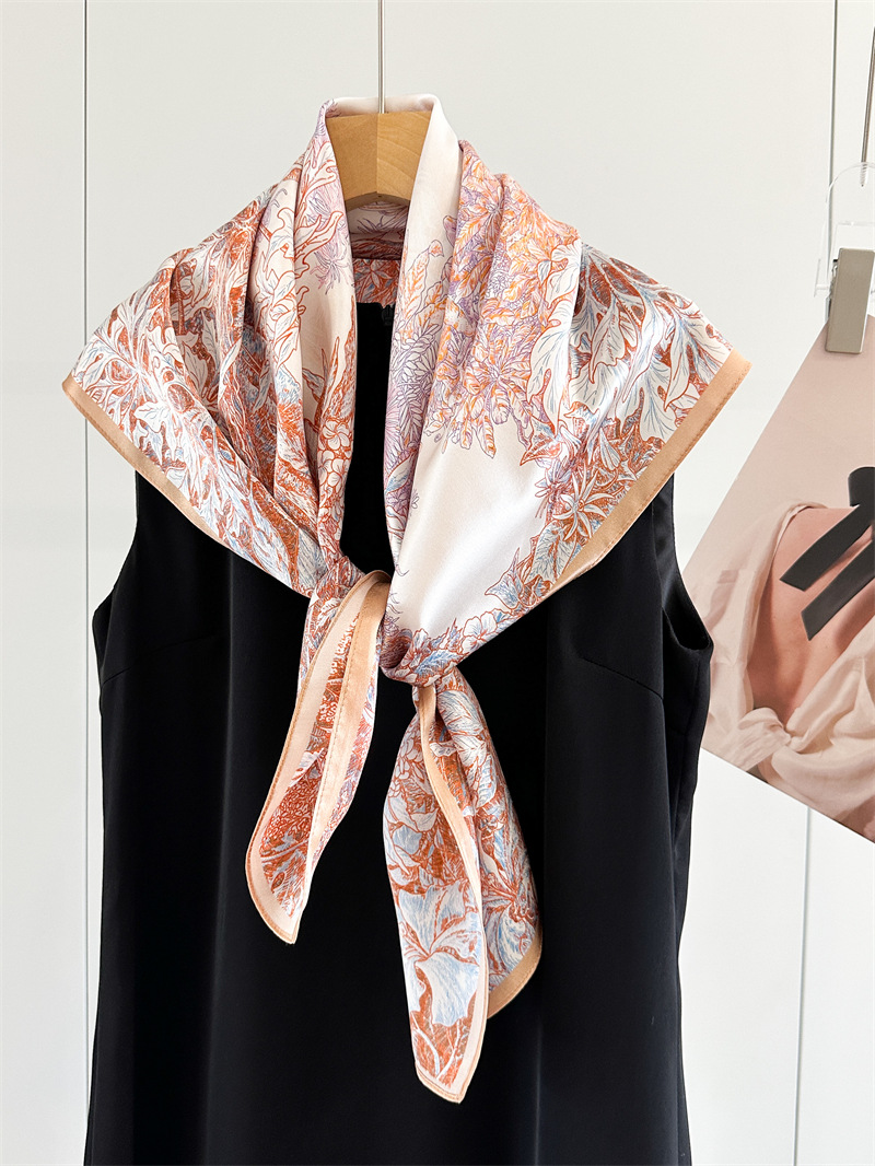 Zachte zijden sjaal Dames vier - Travel Accessories To Gift recensie en prijs